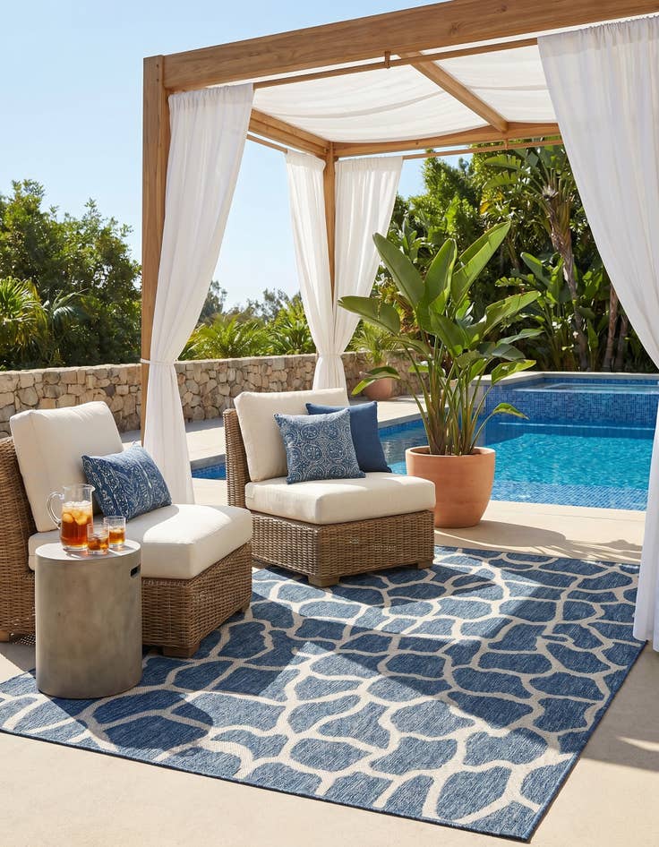 Detail image of 5' 3 x 8' Easy-Clean Safari Indoor / Outdoor Rug