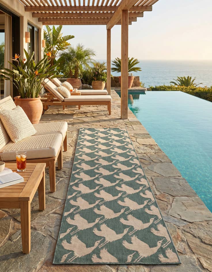 Detail image of 2' 7 x 12' Easy-Clean Coastal Indoor / Outdoor Runner Rug