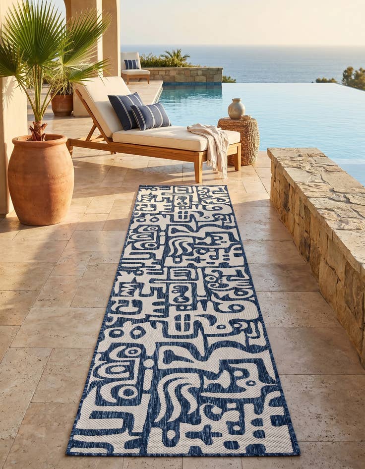 Detail image of 2' 7 x 12' Easy-Clean Modern Indoor / Outdoor Runner Rug
