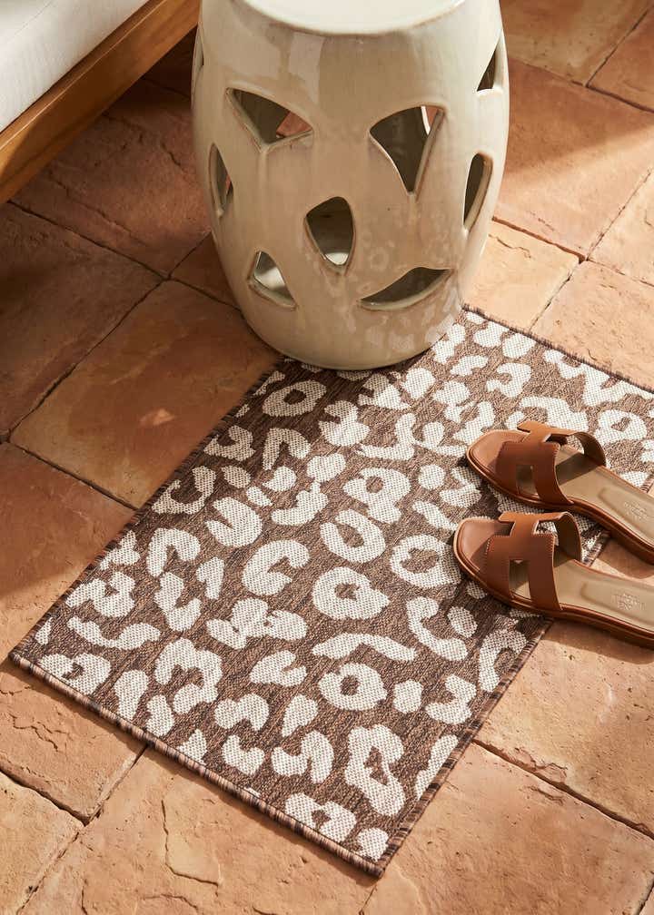 2' x 3' Easy-Clean Safari Indoor / Outdoor Rug