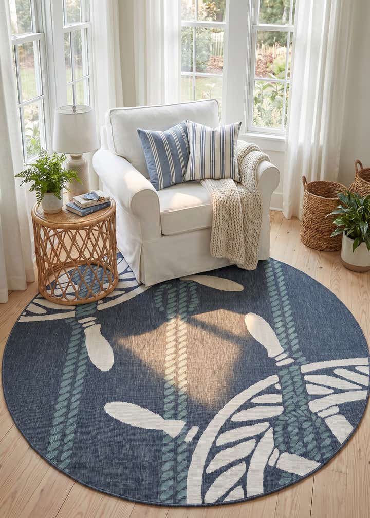 7' x 7' Easy-Clean Coastal Indoor / Outdoor Round Rug