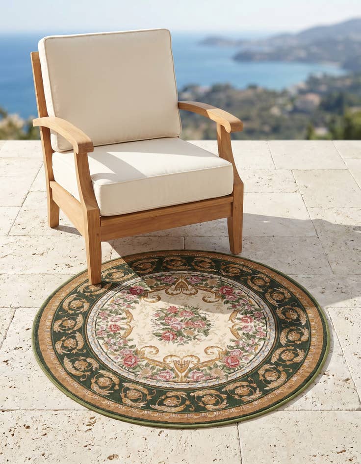 Detail image of 3' x 3' Easy-Clean Traditional Indoor / Outdoor Round Rug