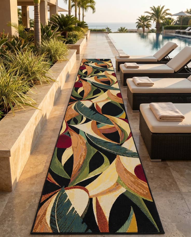 Detail image of 2' 7 x 12' Easy-Clean Botanical Indoor / Outdoor Runner Rug