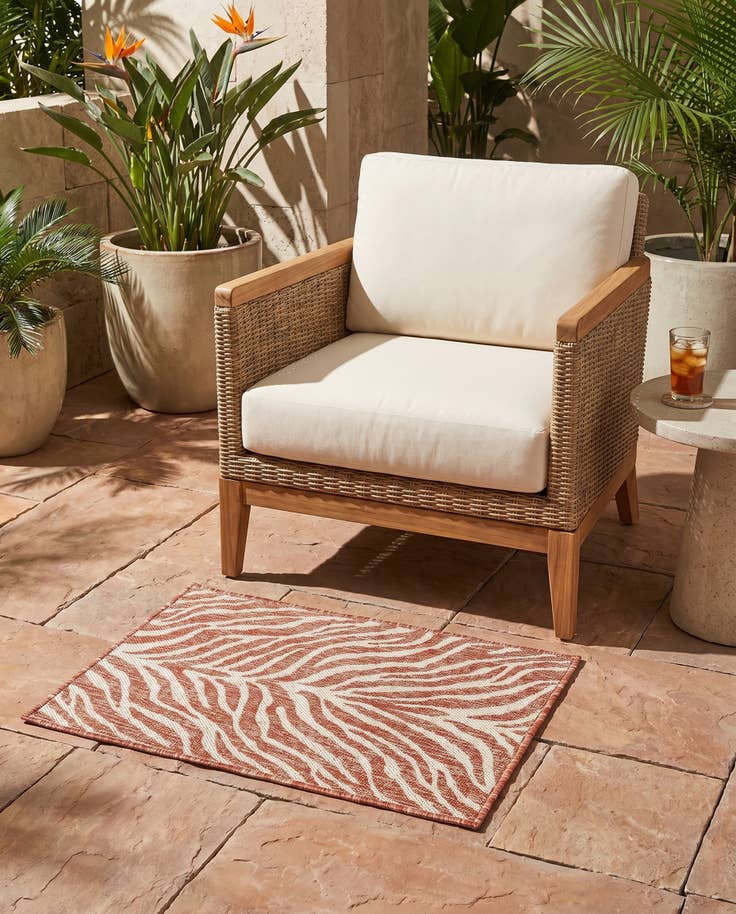 Detail image of 2' x 3' Easy-Clean Safari Indoor / Outdoor Rug