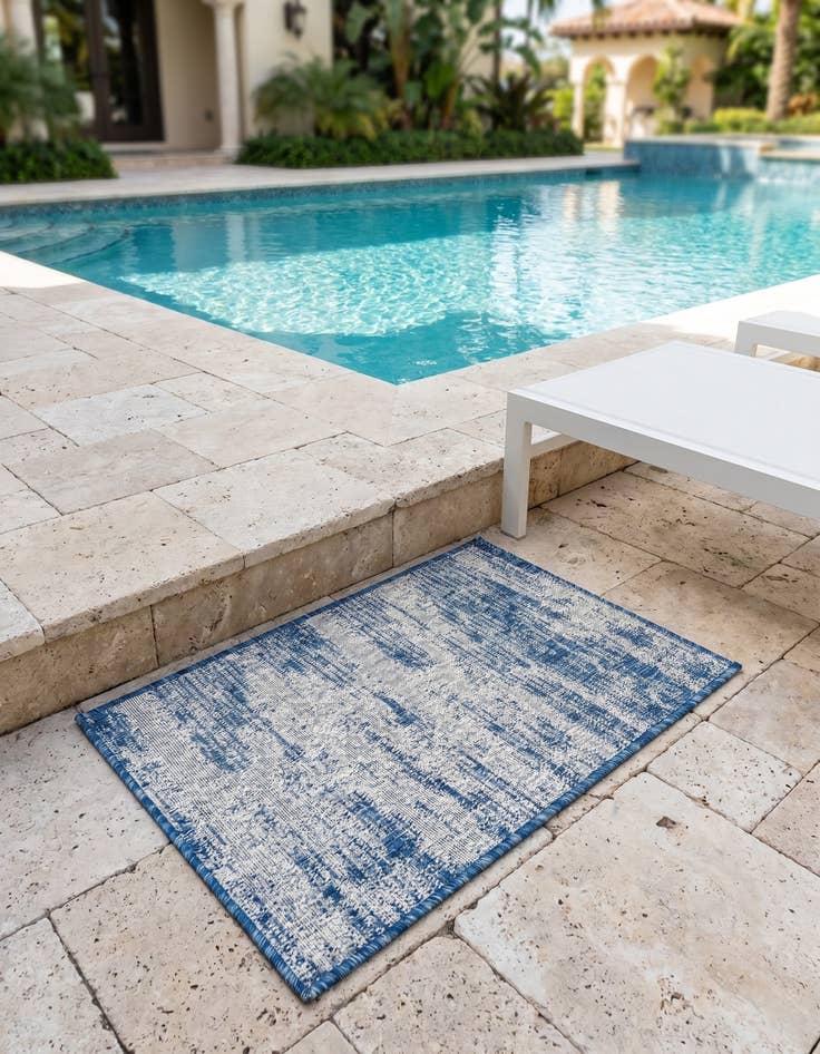 Detail image of 2' x 3' Easy-Clean Modern Indoor / Outdoor Rug