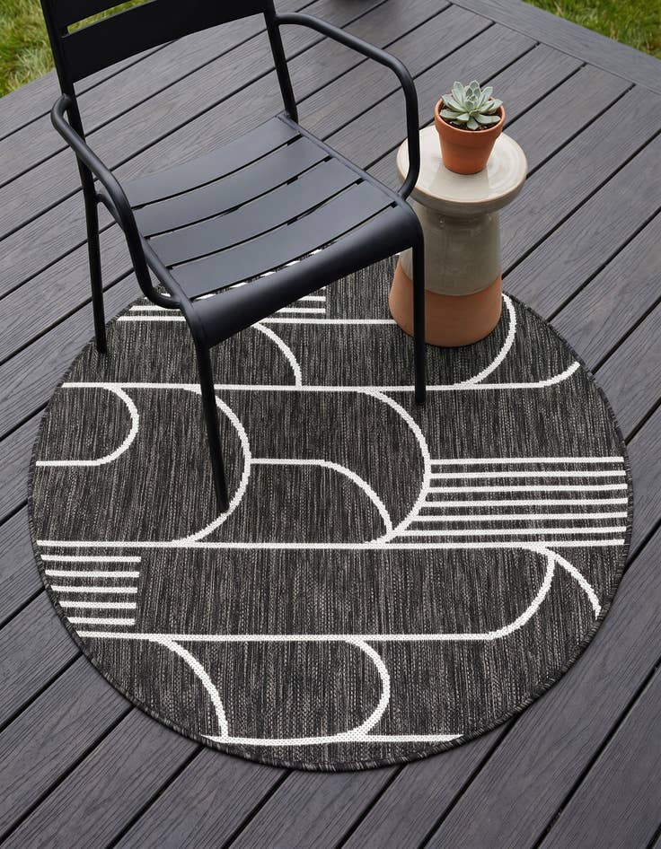 Detail image of 3' 1 x 3' 1 Easy-Clean Modern Indoor / Outdoor Round Rug