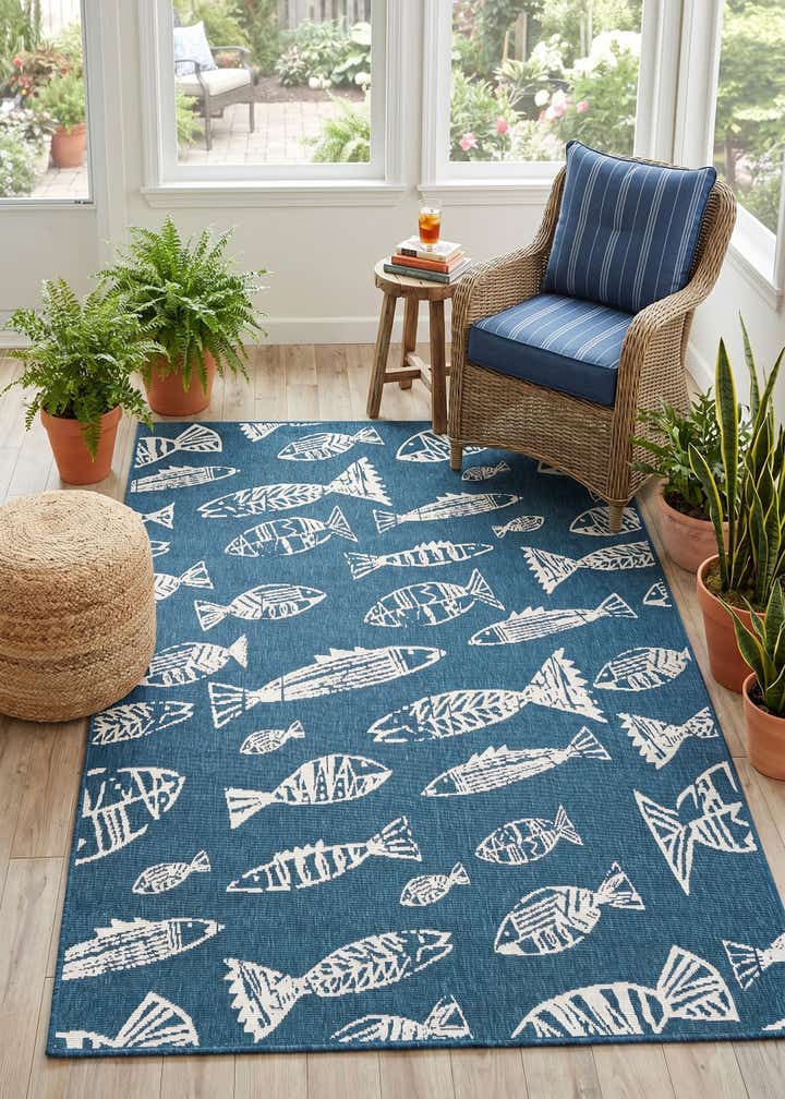 5' 3 x 8' Easy-Clean Coastal Indoor / Outdoor Rug
