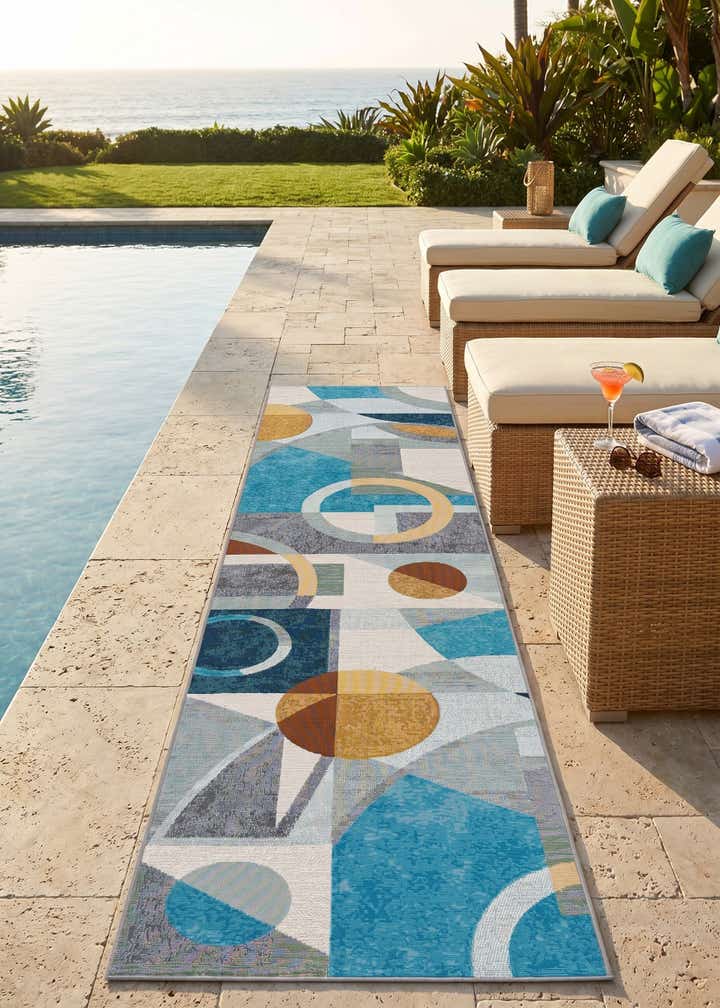 2' 7 x 10' Easy-Clean Modern Indoor / Outdoor Runner Rug