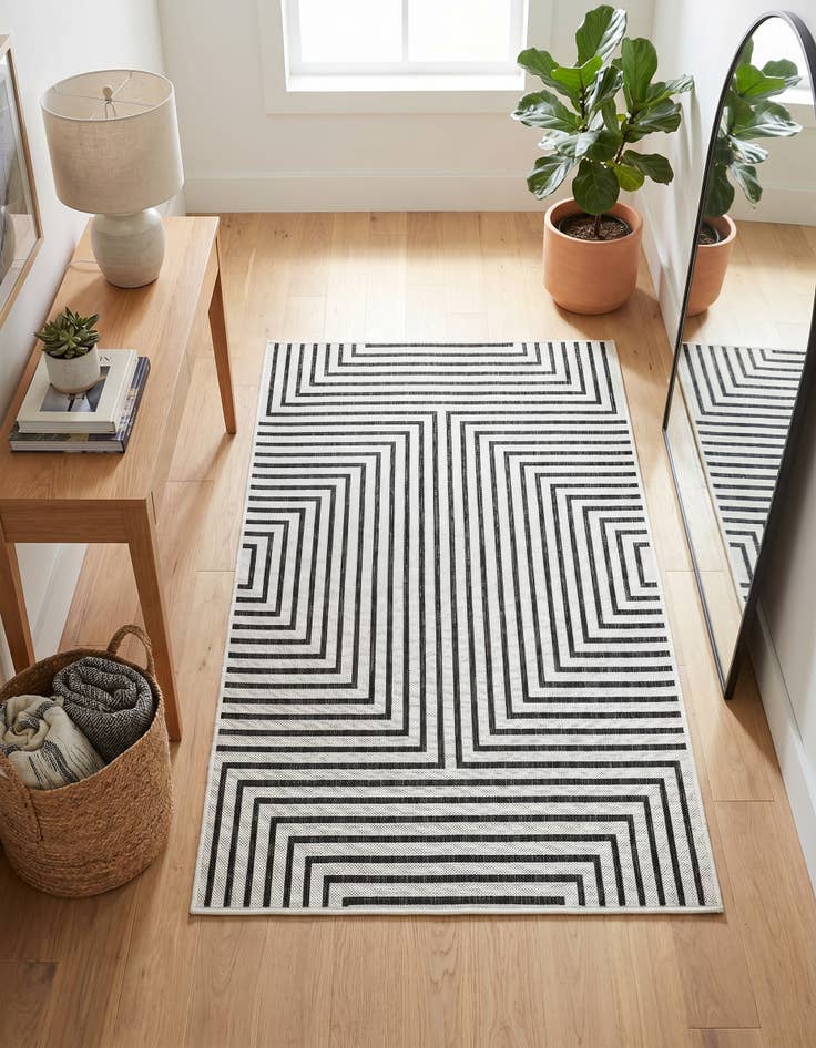Detail image of 4' x 6' Easy-Clean Modern Indoor / Outdoor Rug