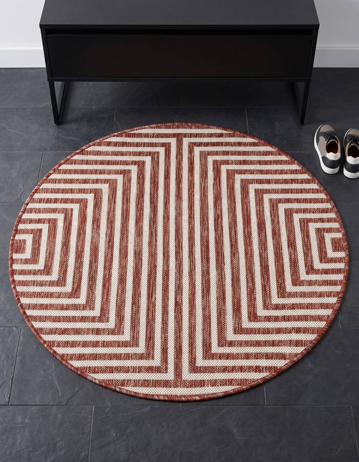 Detail image of 3' x 3' Easy-Clean Modern Indoor / Outdoor Round Rug