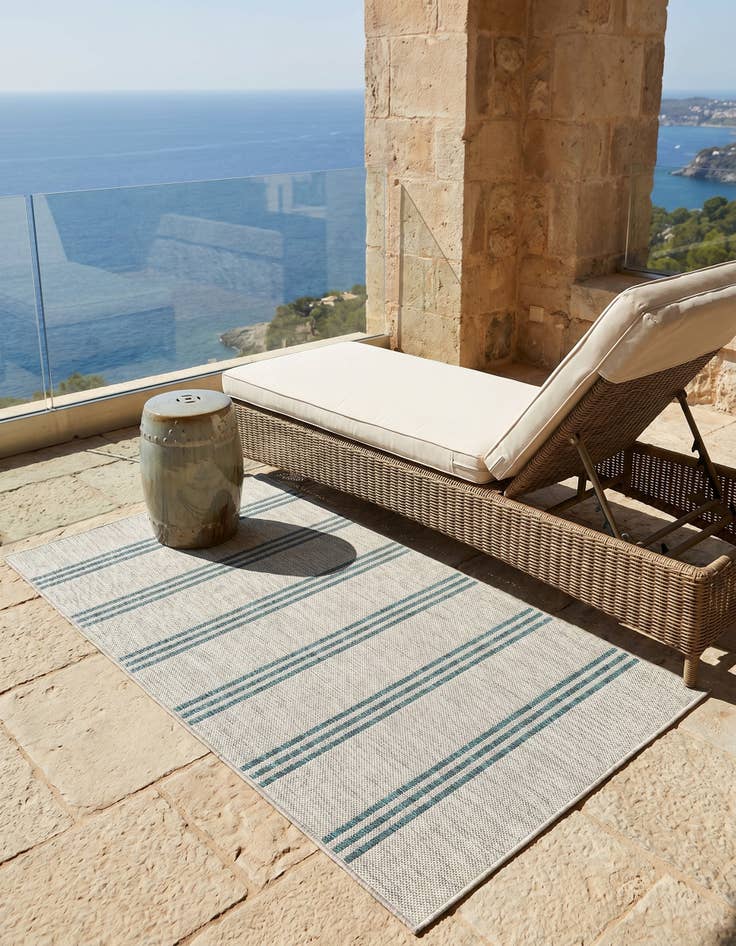 Detail image of 3' x 5' 3 Easy-Clean Jill Zarin Anguilla Indoor / Outdoor Rug