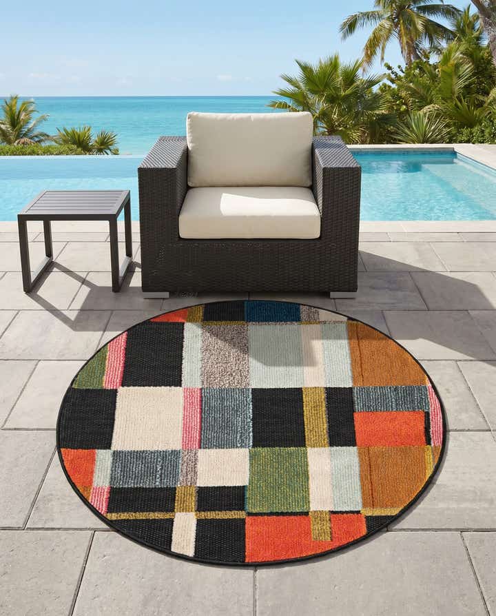 3' x 3' Easy-Clean Casablanca Indoor / Outdoor Round Rug