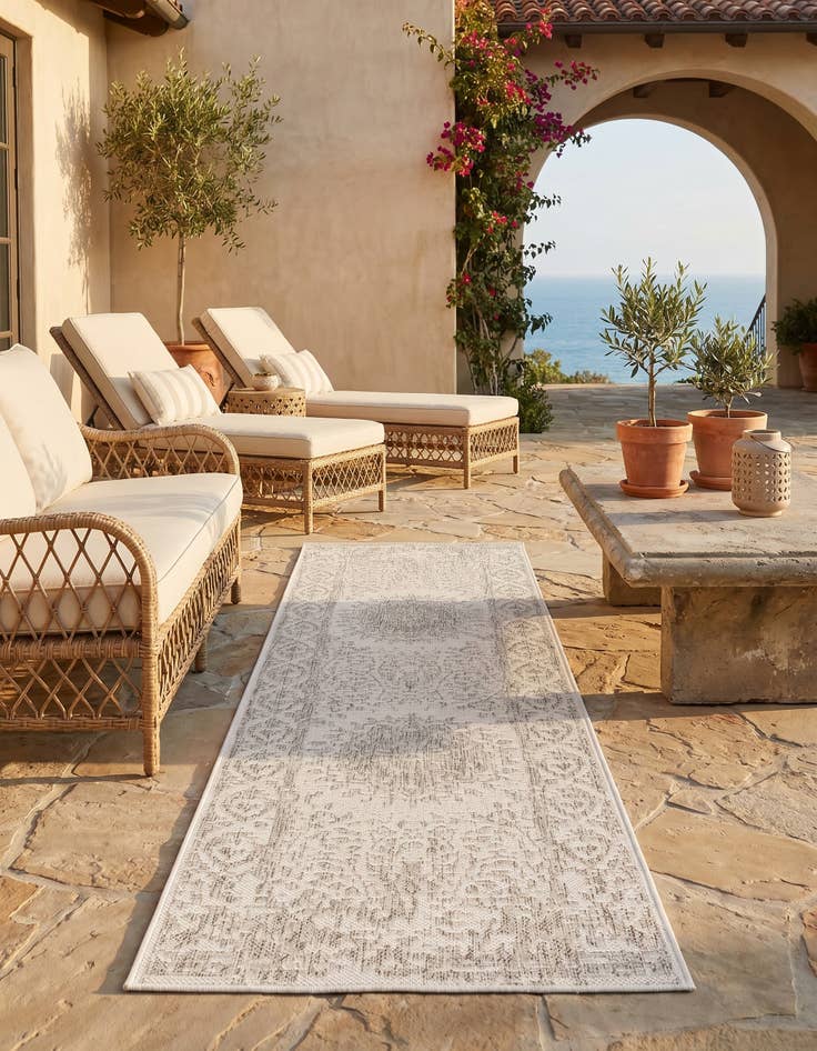 Detail image of 2' x 6' Easy-Clean Traditional Indoor / Outdoor Runner Rug