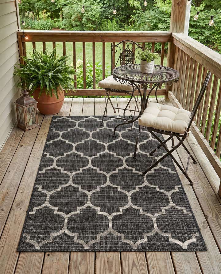 3' x 5' 3 Easy-Clean Lattice Indoor / Outdoor Rug