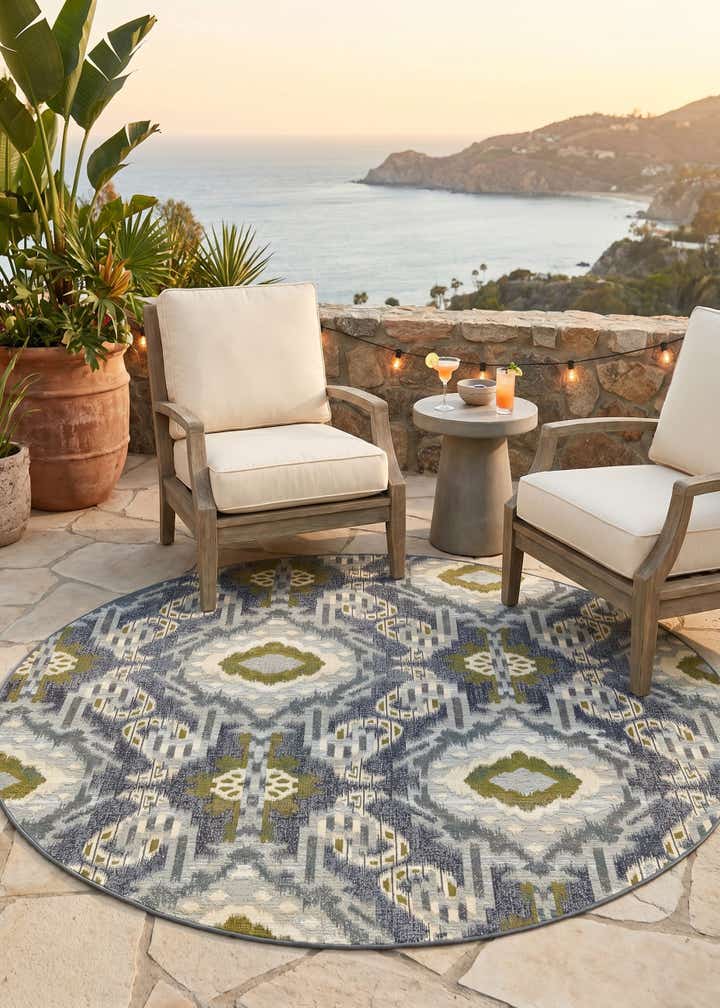 8' x 8' Easy-Clean Modern Indoor / Outdoor Round Rug