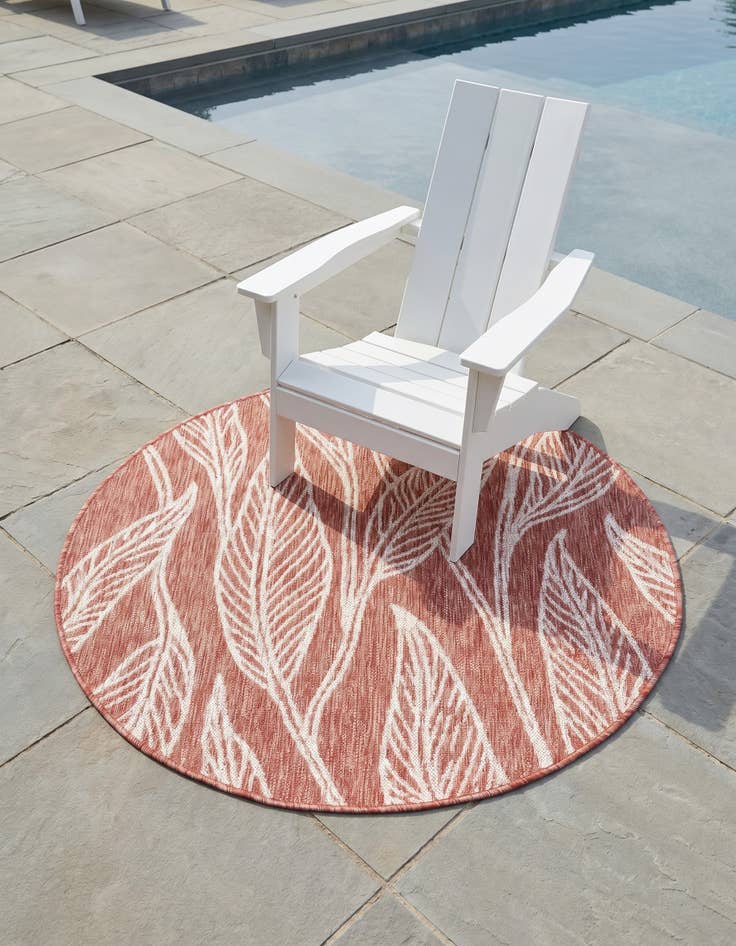 Detail image of 4' x 4' Easy-Clean Botanical Indoor / Outdoor Round Rug