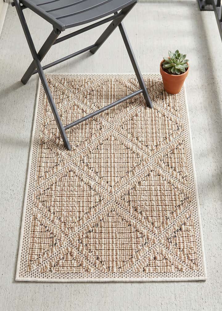 2' x 3' 1 Easy-Clean Trellis Indoor / Outdoor Rug