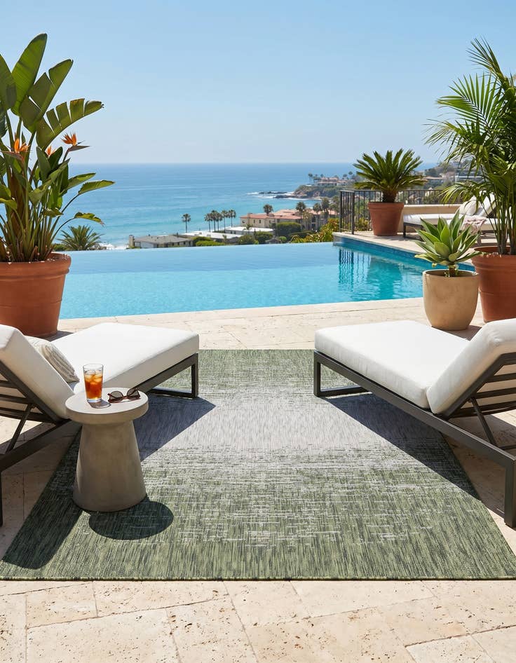 Detail image of 5' 3 x 8' Easy-Clean Modern Indoor / Outdoor Rug