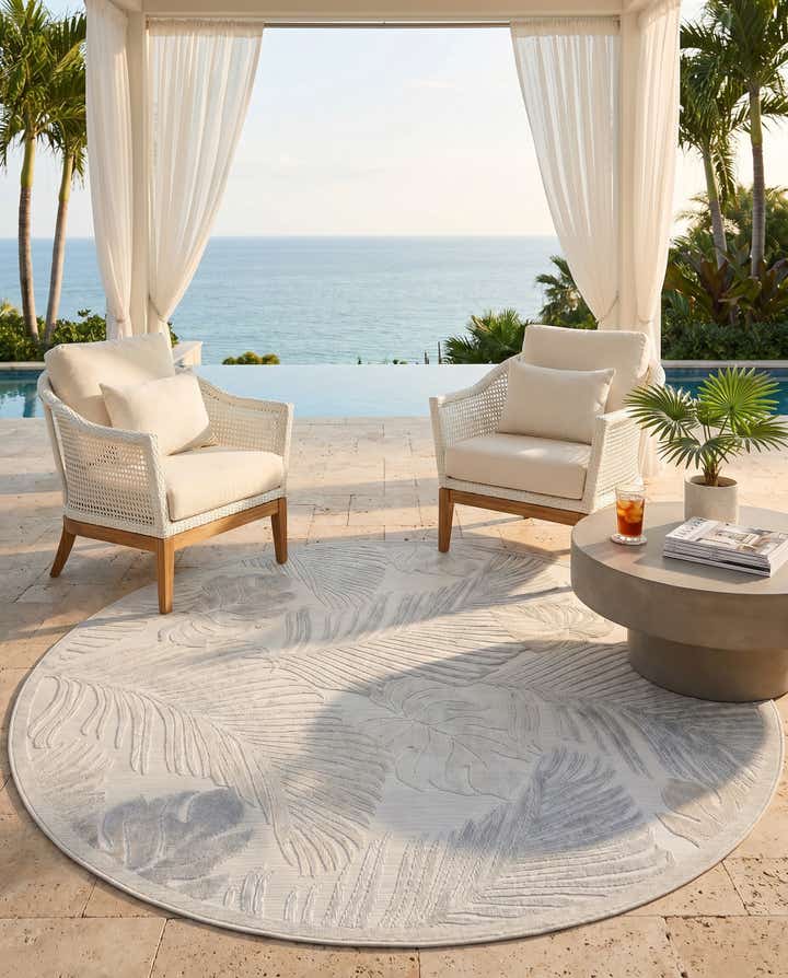 8' 2 x 8' 2 Easy-Clean Botanical Indoor / Outdoor Round Rug