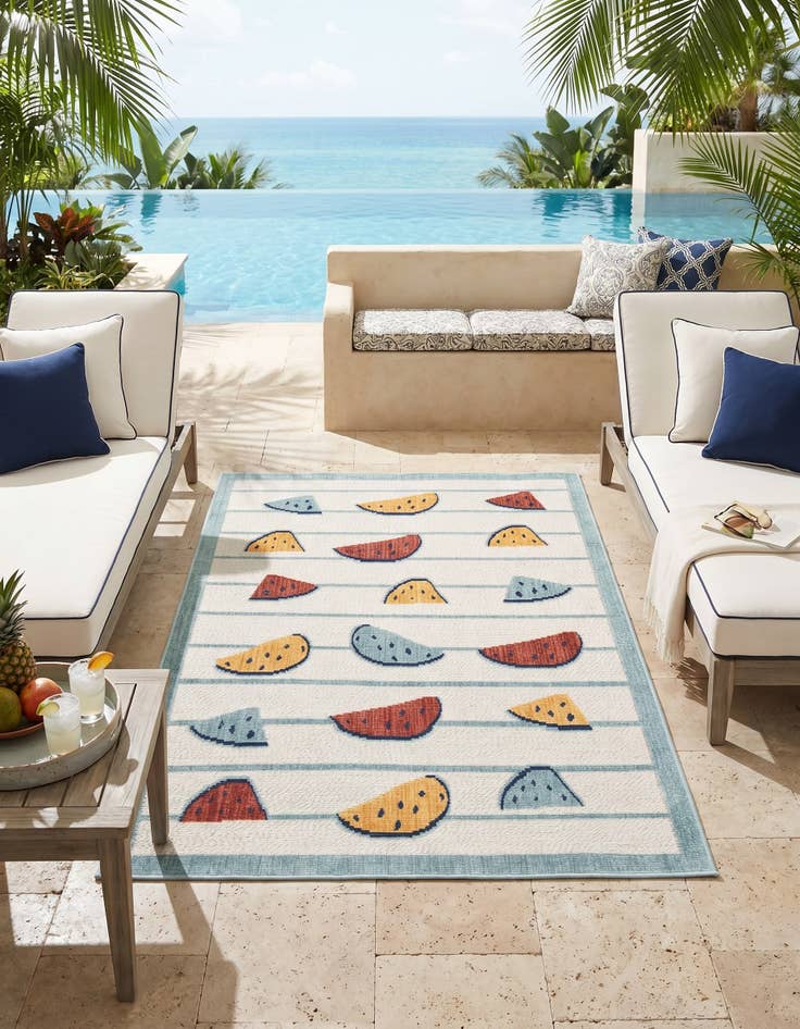 Detail image of 5' x 7' 7 Easy-Clean Indoor / Outdoor Rug