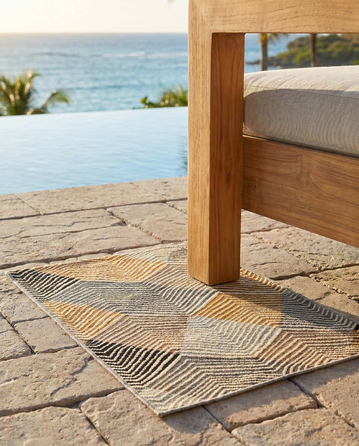 Detail image of 2' x 3' Easy-Clean Modern Indoor / Outdoor Rug