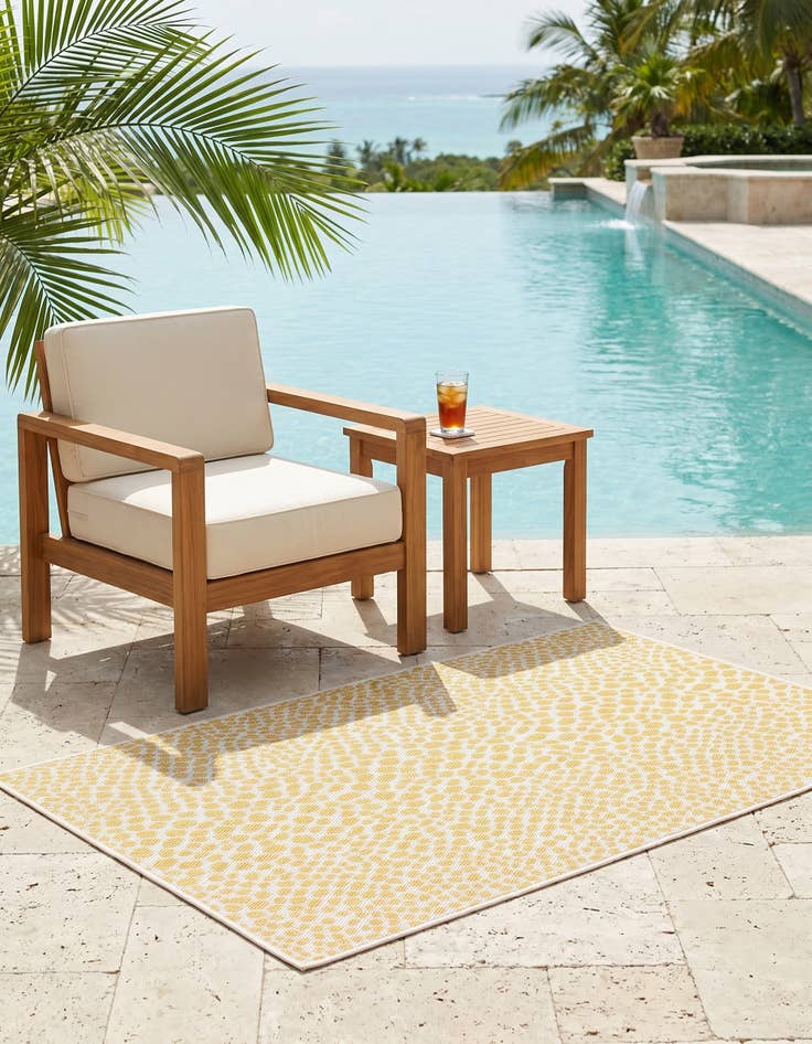 Detail image of 3' x 5' 3 Easy-Clean Jill Zarin Cape Town Indoor / Outdoor Rug