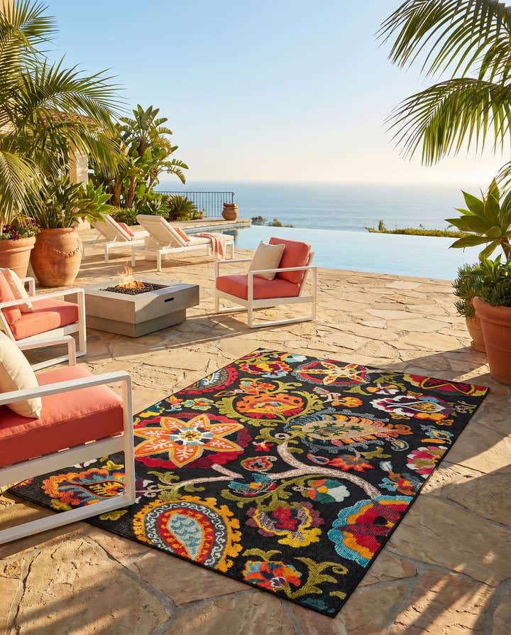 5' x 7' Easy-Clean Casablanca Indoor / Outdoor Rug