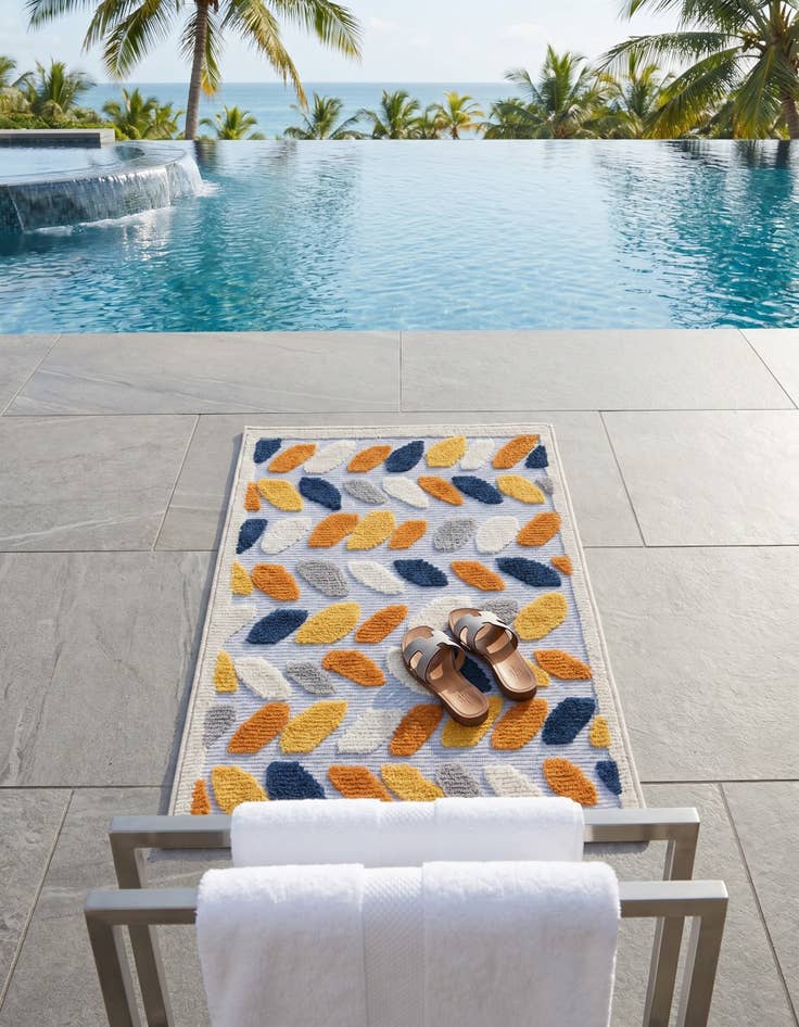 Detail image of 2' x 3' Easy-Clean Aruba Indoor / Outdoor Rug