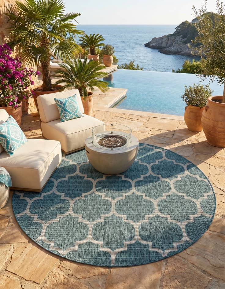Detail image of 5' 3 x 5' 3 Easy-Clean Trellis Indoor / Outdoor Round Rug