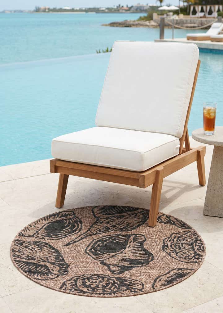 3' x 3' Easy-Clean Coastal Indoor / Outdoor Round Rug