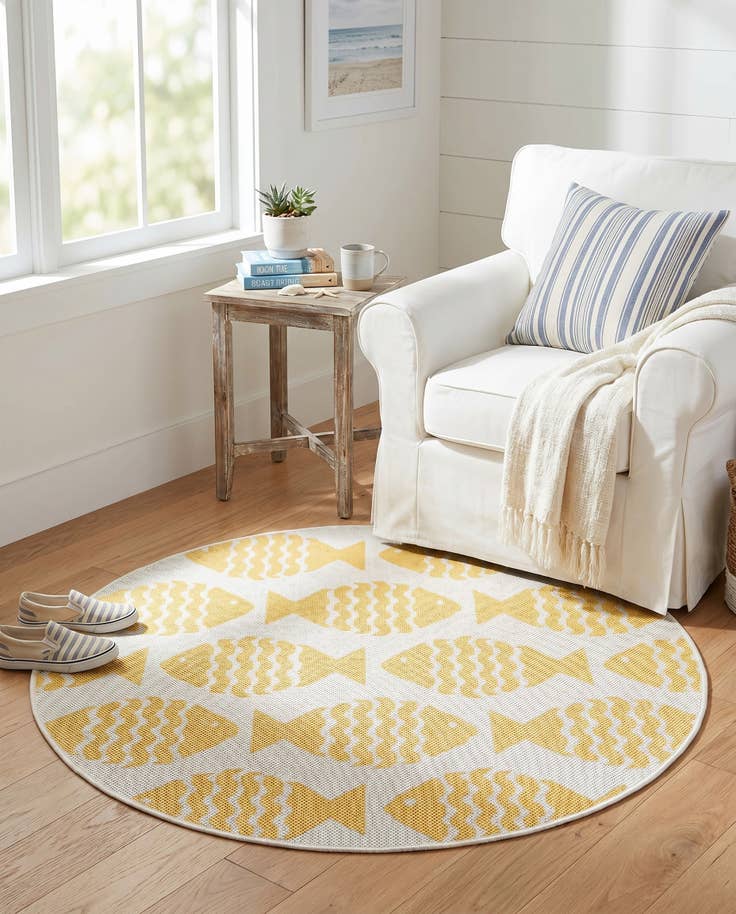 Detail image of 3' 1 x 3' 1 Easy-Clean Coastal Indoor / Outdoor Round Rug
