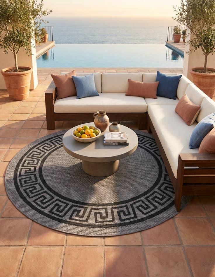 Detail image of 6' x 6' Easy-Clean Border Indoor / Outdoor Round Rug