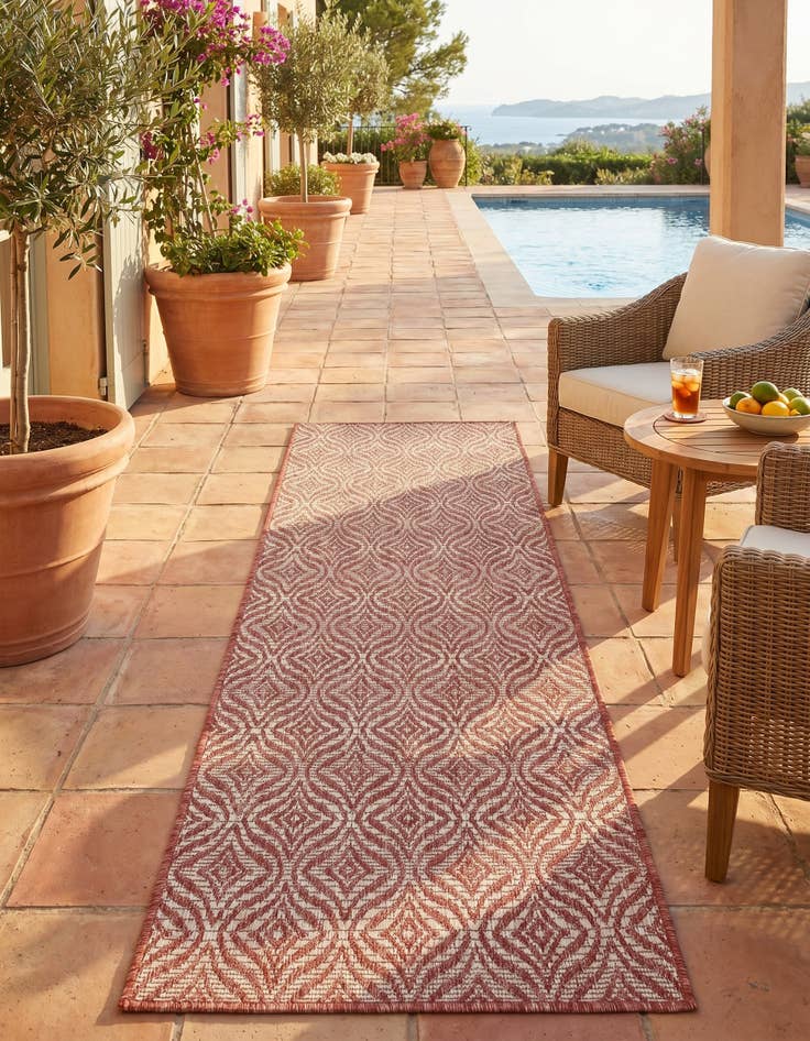 Detail image of 2' x 6' Easy-Clean Lattice Indoor / Outdoor Runner Rug