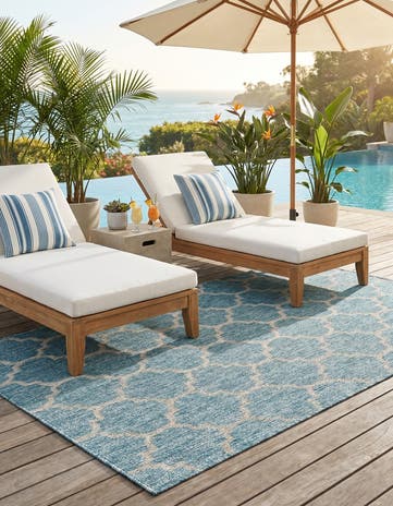 5' 3 x 8' Easy-Clean Lattice Indoor / Outdoor Rug