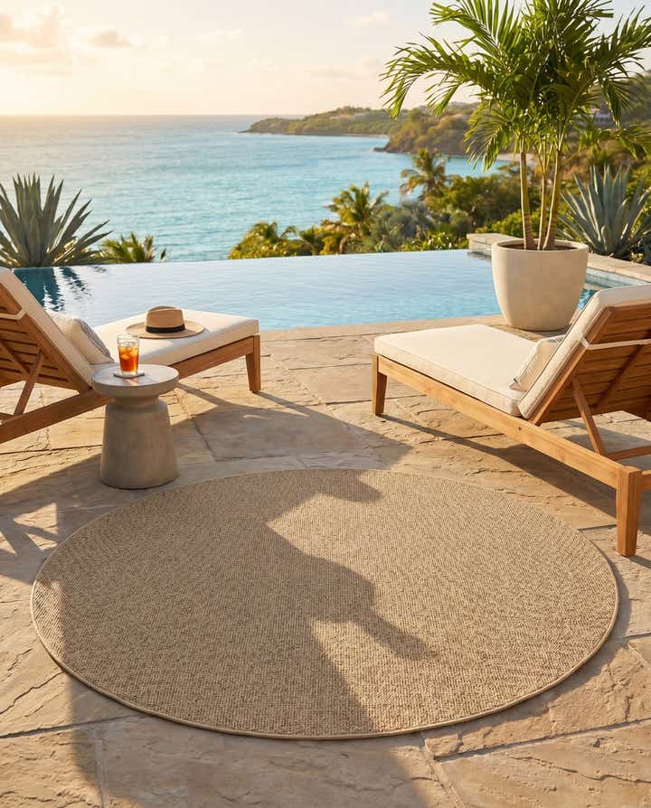 5' 3 x 5' 3 Easy-Clean Solid Indoor / Outdoor Round Rug