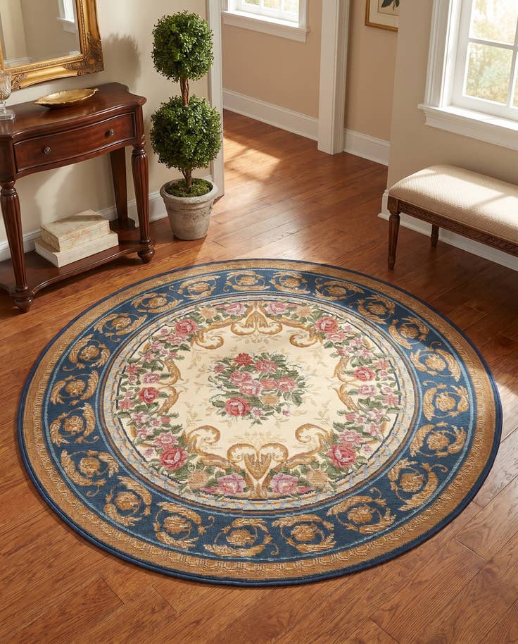 Detail image of 4' x 4' Easy-Clean Traditional Indoor / Outdoor Round Rug