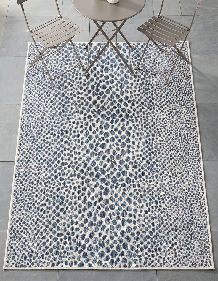 Detail image of 4' x 6' Easy-Clean Jill Zarin Cape Town Indoor / Outdoor Rug