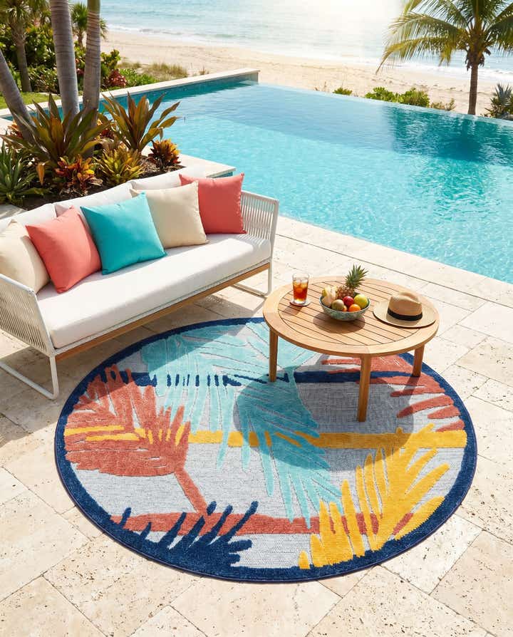 5' 3 x 5' 3 Easy-Clean Belize Indoor / Outdoor Round Rug