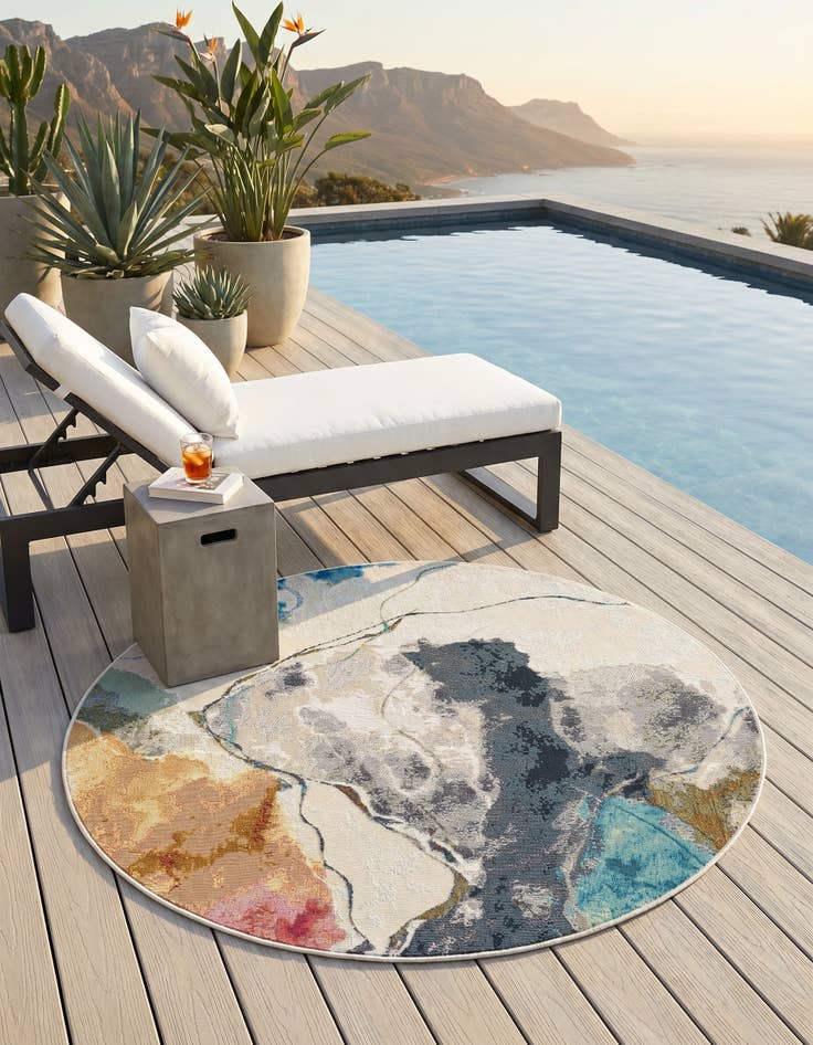 Detail image of 4' 1 x 4' 1 Easy-Clean Modern Indoor / Outdoor Round Rug