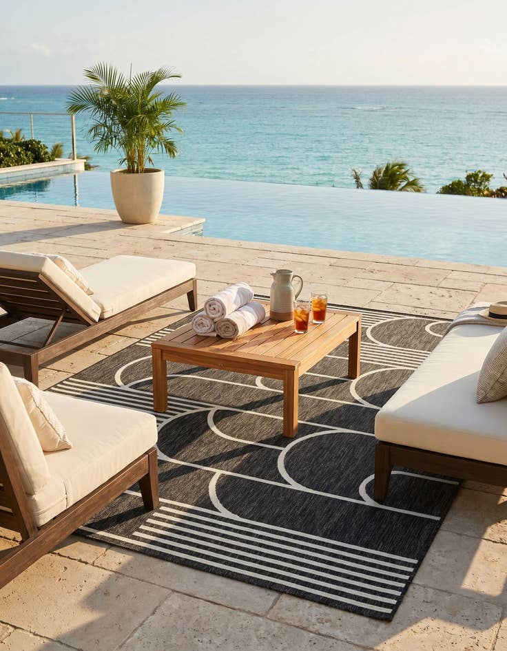 Detail image of 6' x 9' Easy-Clean Modern Indoor / Outdoor Rug