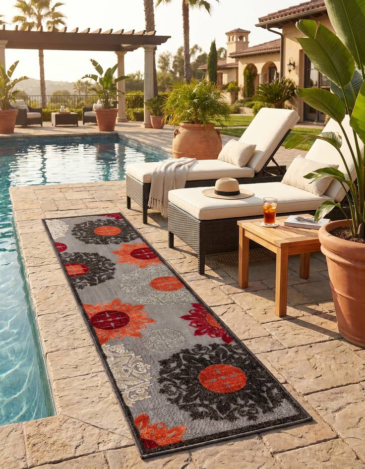 Detail image of 2' x 8' Easy-Clean Modern Indoor / Outdoor Runner Rug