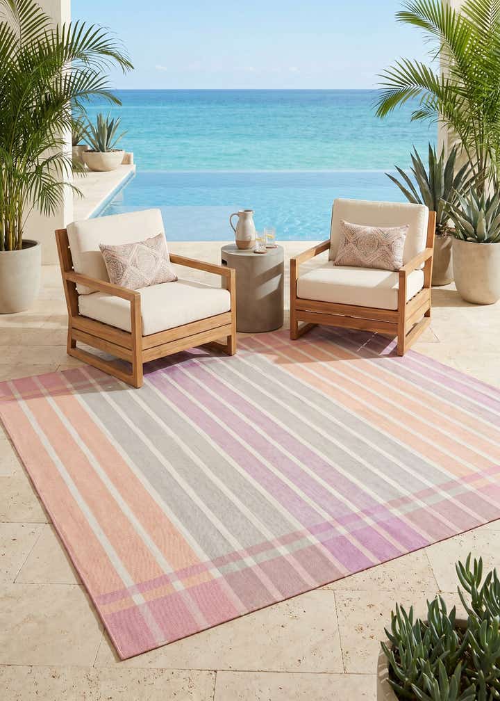 7' 10 x 10' Easy-Clean Striped Indoor / Outdoor Rug