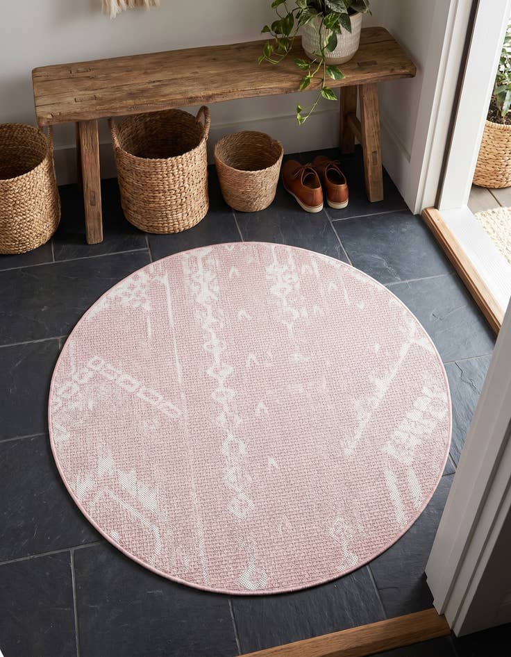 Detail image of 3' x 3' Easy-Clean Bohemian Indoor / Outdoor Round Rug