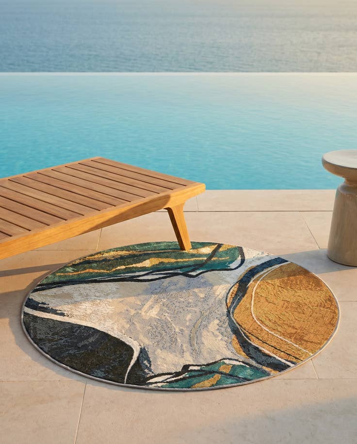 Detail image of 3' 3 x 3' 3 Easy-Clean Modern Indoor / Outdoor Round Rug