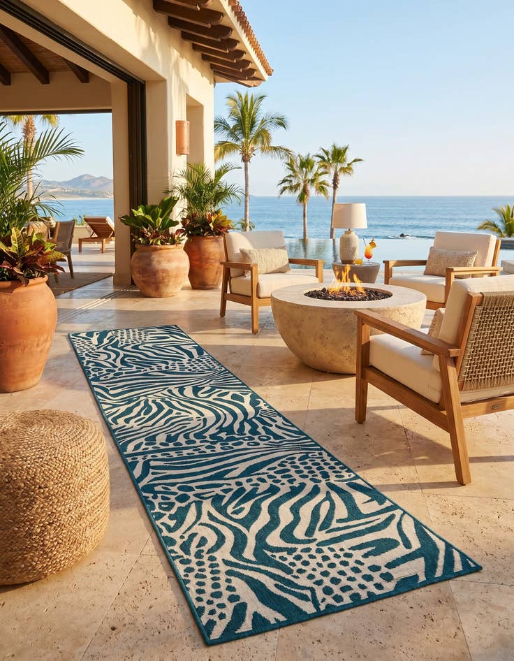 Detail image of 2' 7 x 12' Easy-Clean Safari Indoor / Outdoor Runner Rug