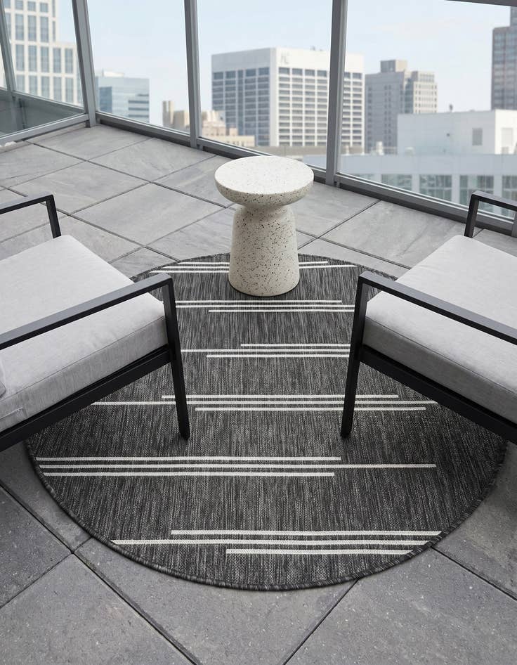 Detail image of 4' x 4' Easy-Clean Modern Indoor / Outdoor Round Rug