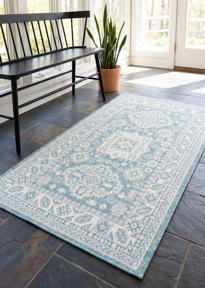 3' x 5' 3 Easy-Clean Aztec Indoor / Outdoor Rug