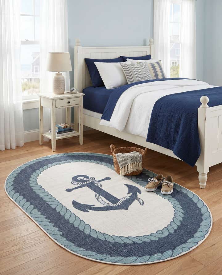 4' x 6' Easy-Clean Coastal Indoor / Outdoor Oval Rug