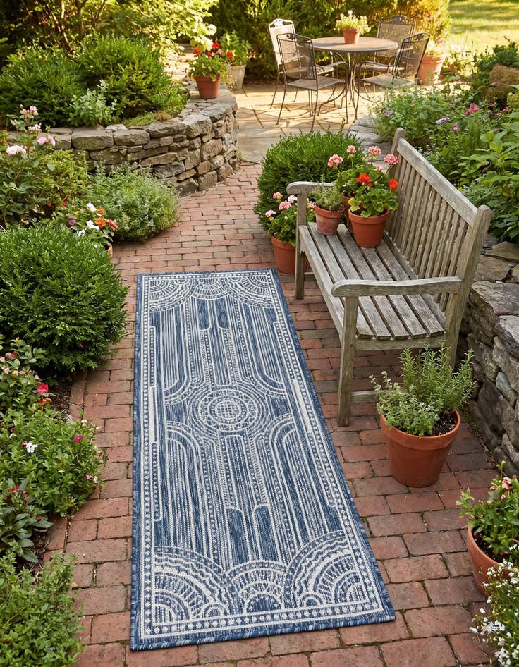 Detail image of 2' x 5' 3 Easy-Clean Traditional Indoor / Outdoor Runner Rug