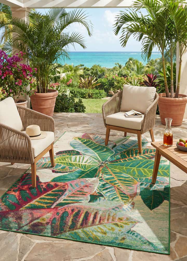 4' x 6' Easy-Clean Botanical Indoor / Outdoor Rug